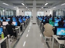 上海軟件開發(fā)培訓 打造計算機技術開發(fā)的職業(yè)新路徑